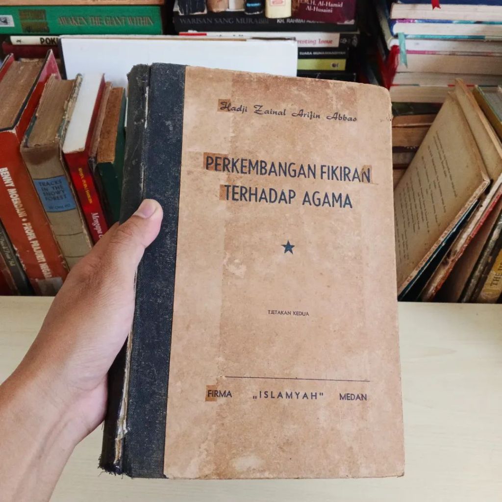 PERKEMBANGAN FIKIRAN TERHADAP AGAMA - Hadji Zainal Arifin Abbas