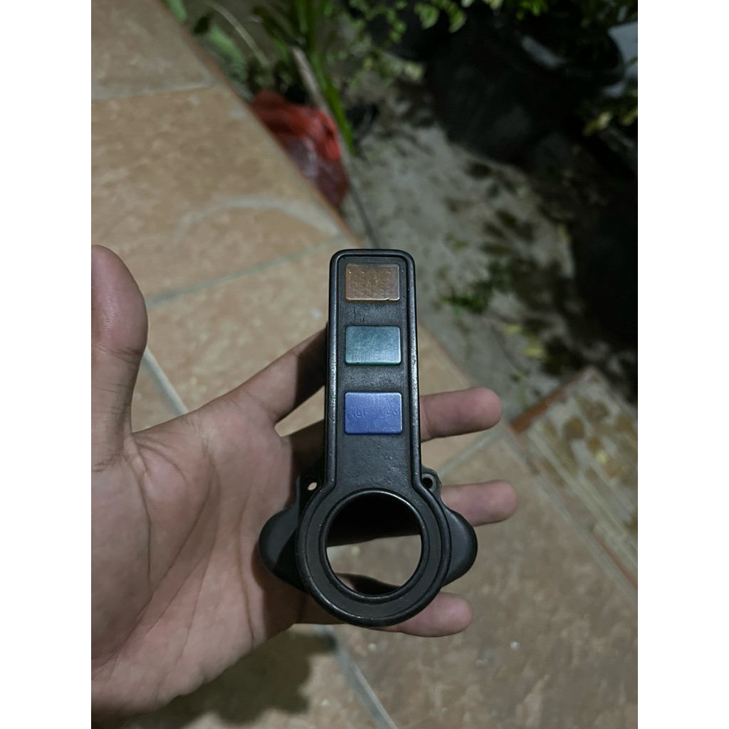 cover spedo cover kunci kontak gl100/125