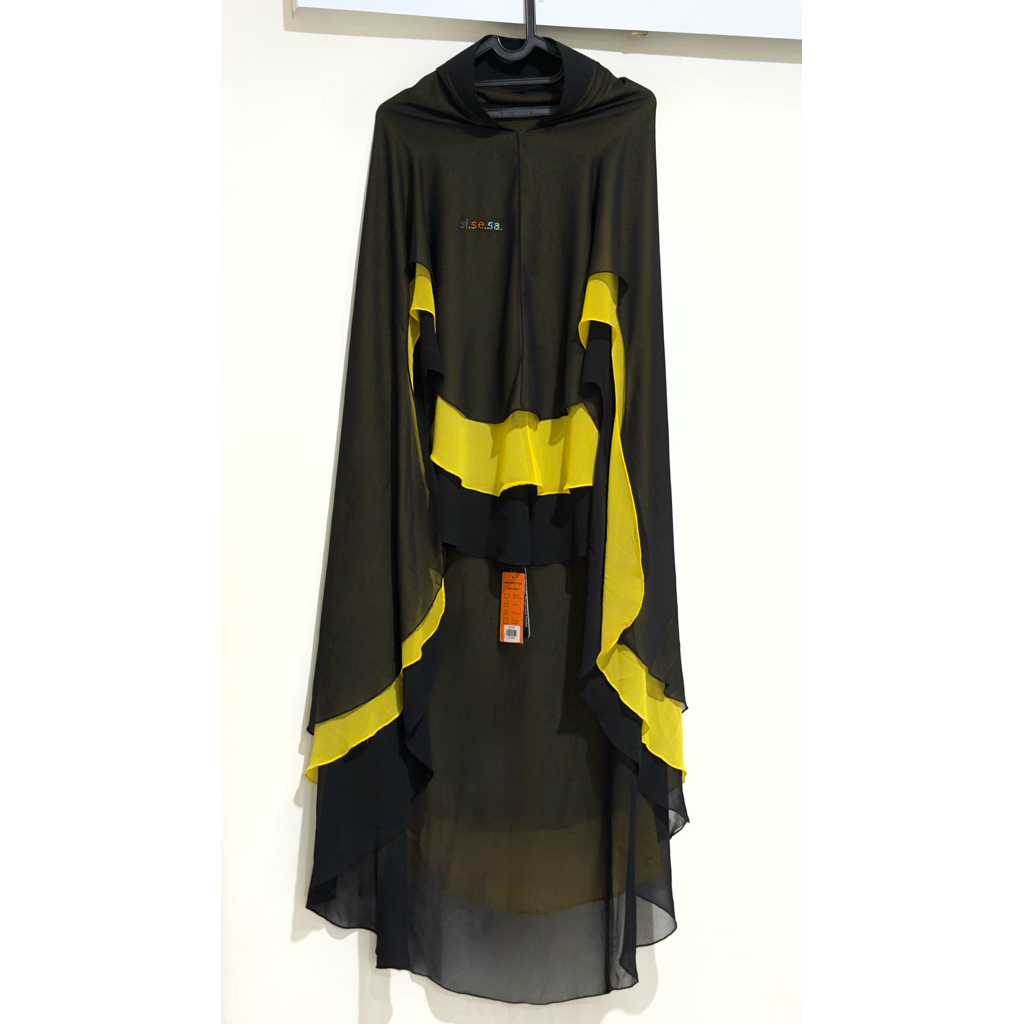 Khimar SISESA Zainah Black - Yellow (New with Tag)