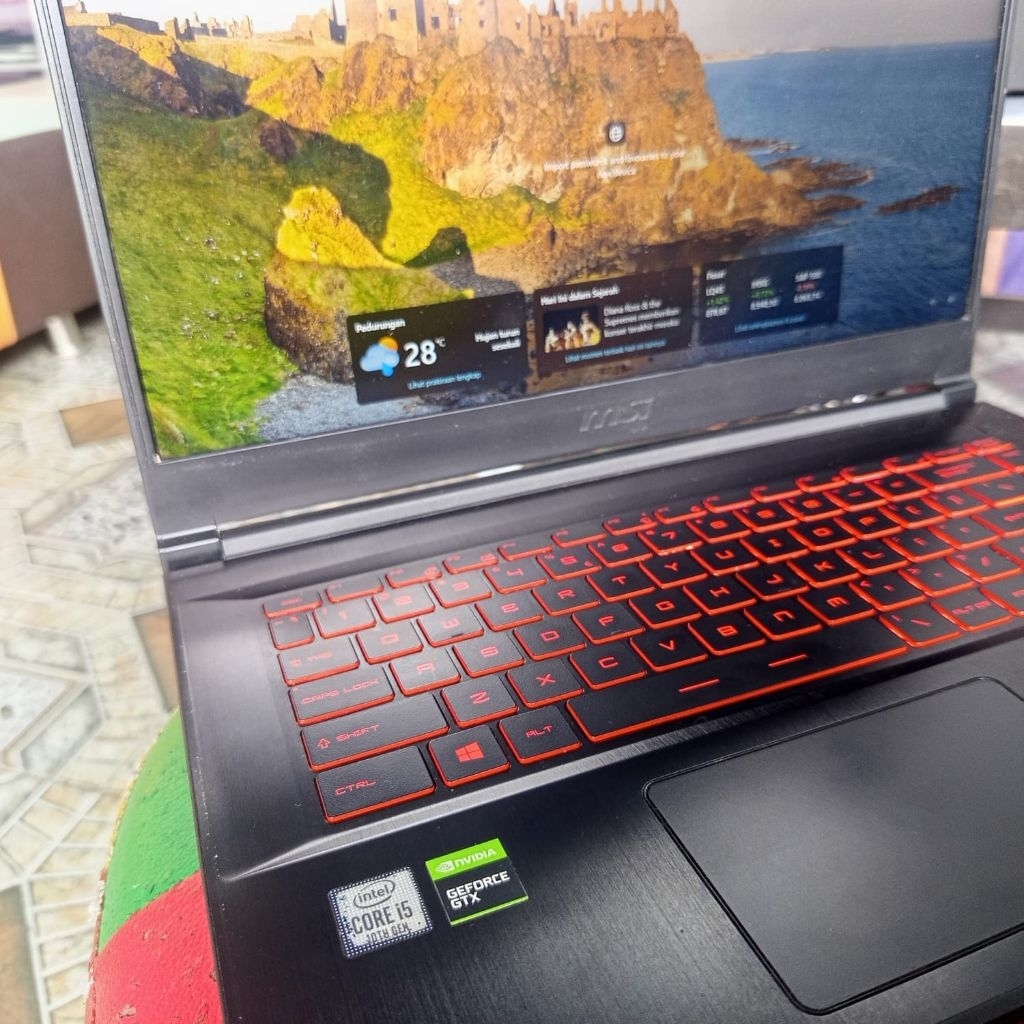 Laptop Gaming MSI GF63 Thin