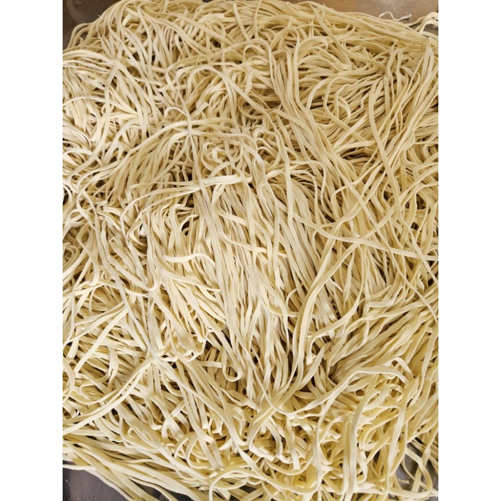 MIE GEPENG PIPIH BASAH MENTAH / MIE AYAM / MIE PANGSIT / MIE PEDAS