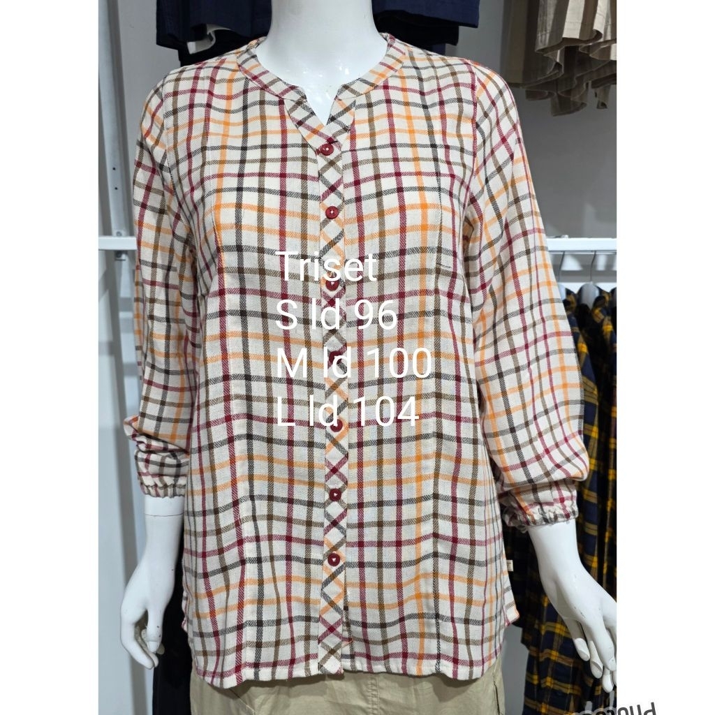 Blouse Wanita TRISET