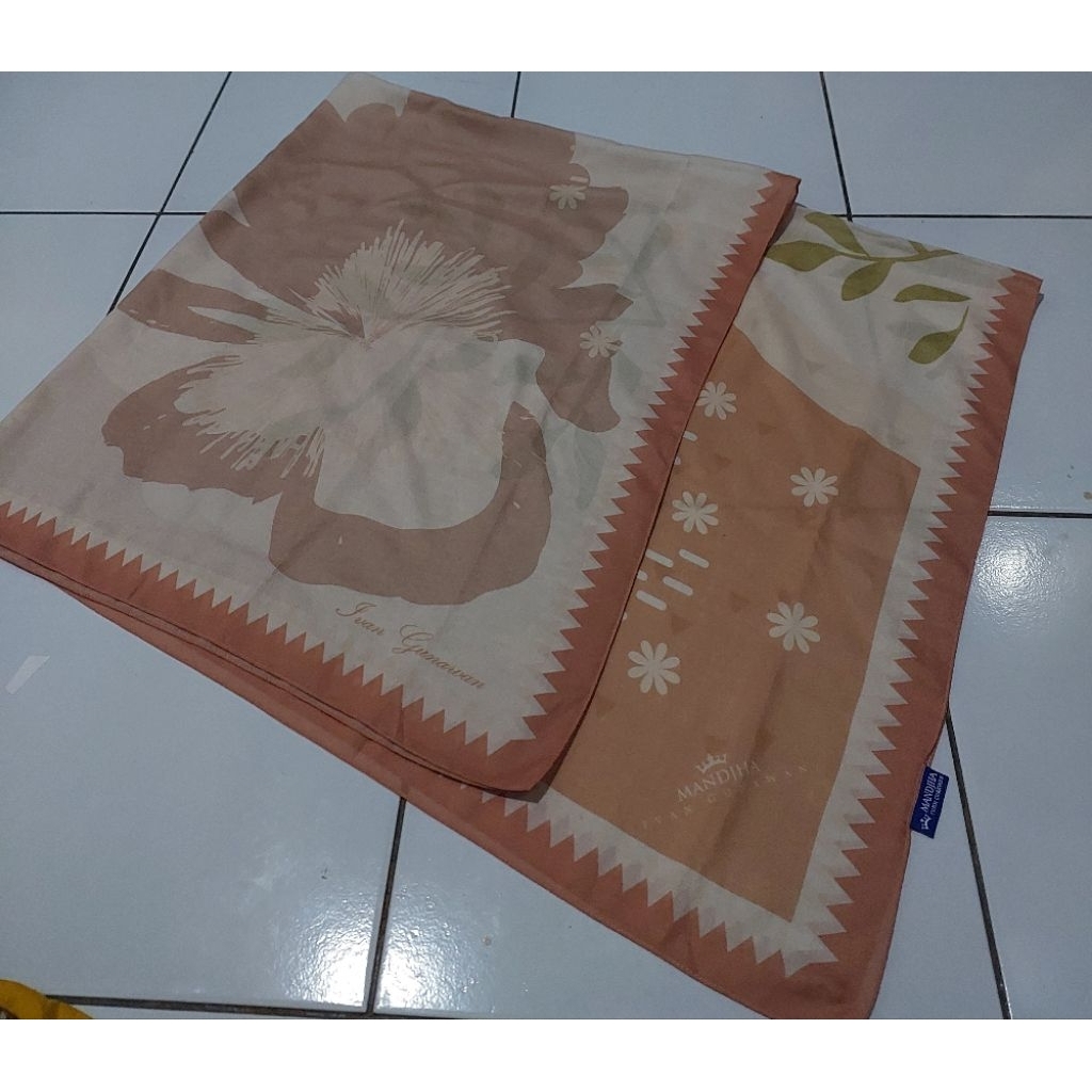 preloved pl mandjha ivan gunawan // hijab Mandjha Ivan Gunawan Original