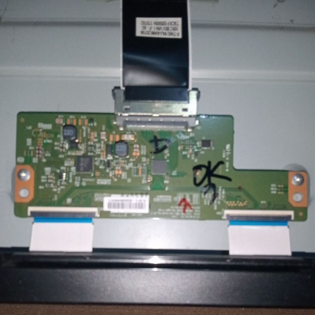 Tcon Panasonic 49ES630G