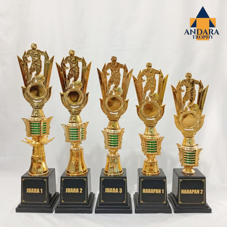 PIALA SET ISI 5 | PIALA SET MURAH KOMBINASI MAHKOTA DAN PAGODA B4 | FIGUR SEPAK BOLA FUTSAL