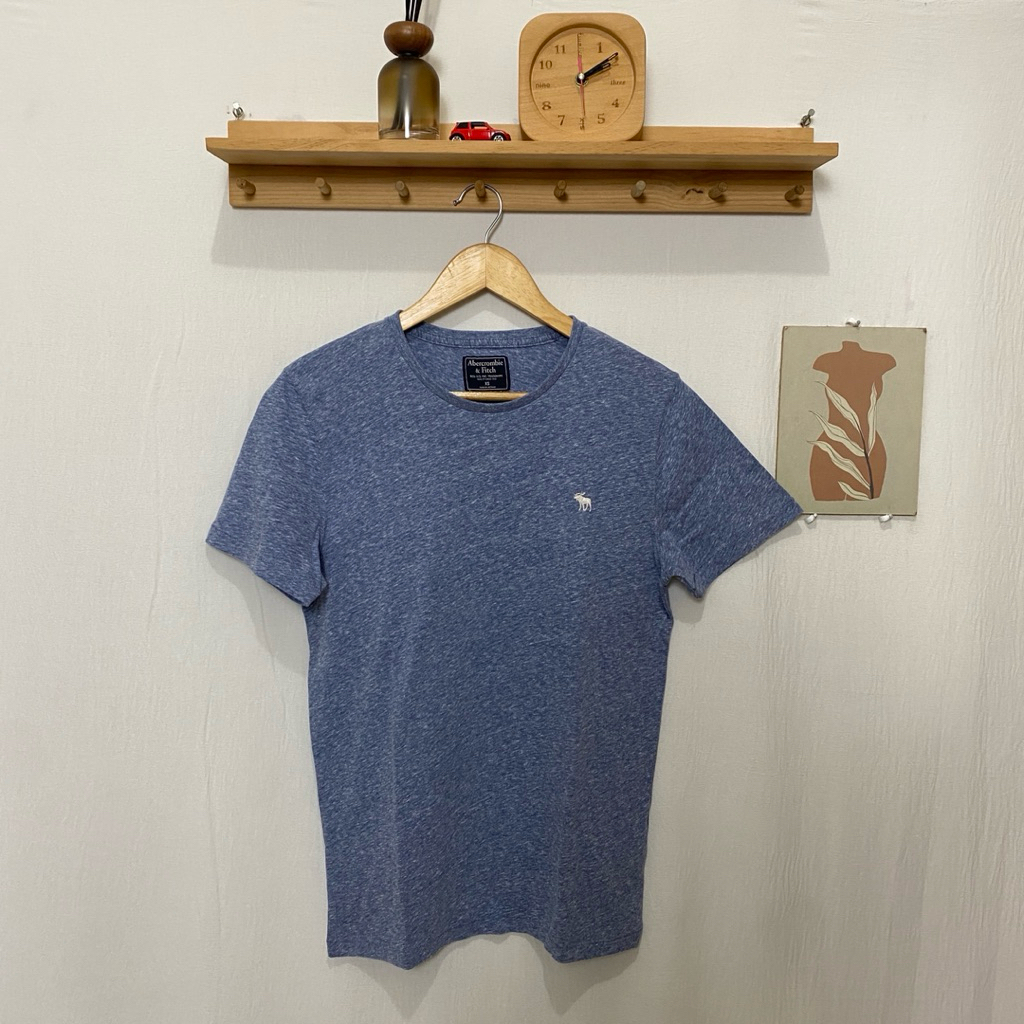 kaos tshirt ABERCROMBIE & FITCH original size XS kondisi bagus