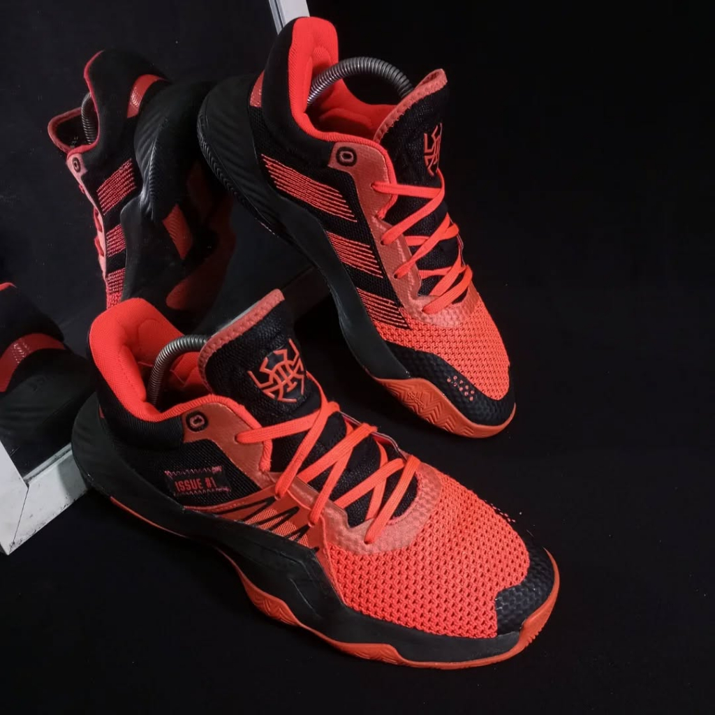 PRELOVED SEPATU BASKET DON ISSUE 1 SIZE 40 SECOND