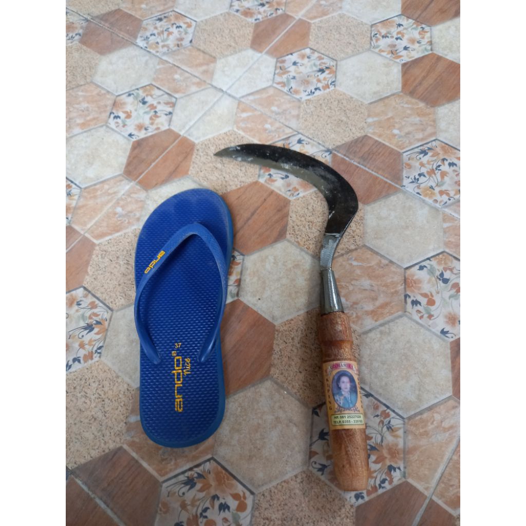 baja pisau sabit rumput super murah tajam