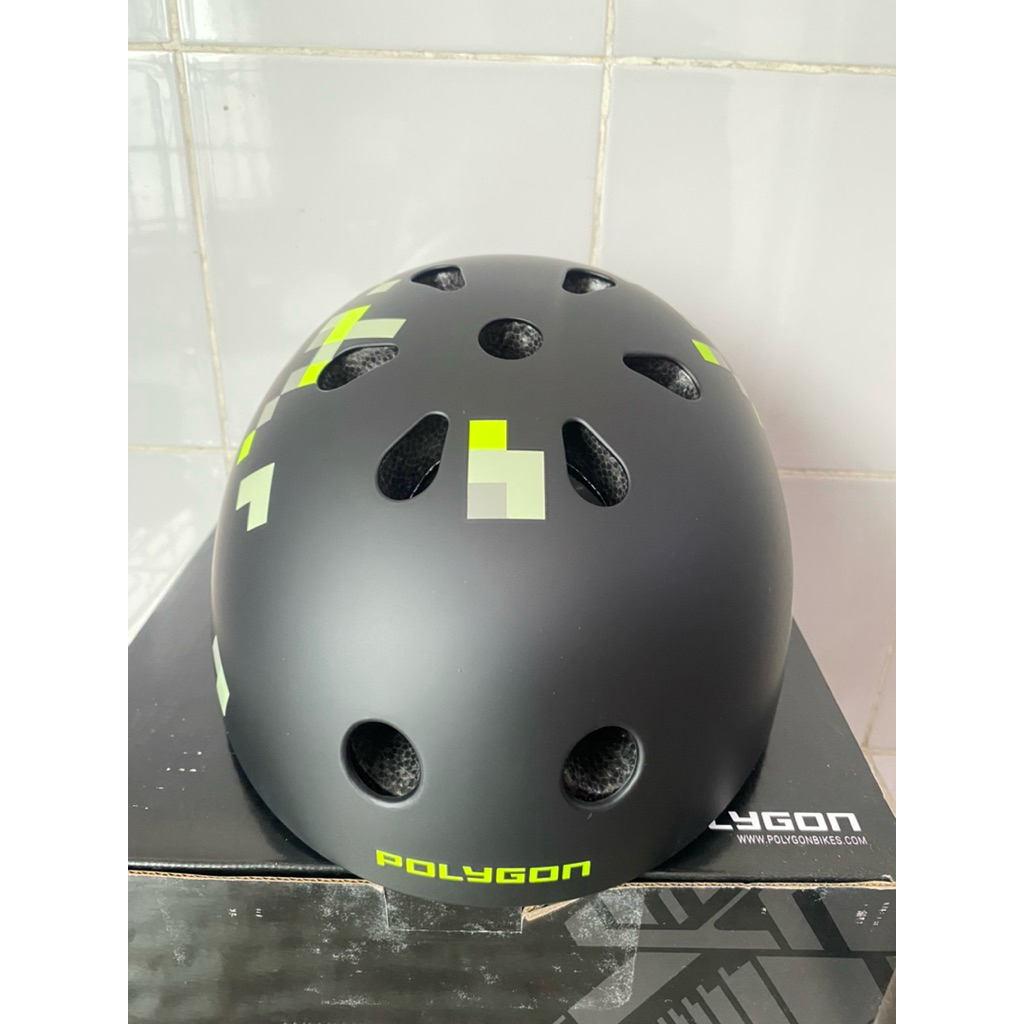 Helm Polygon Pixel size L