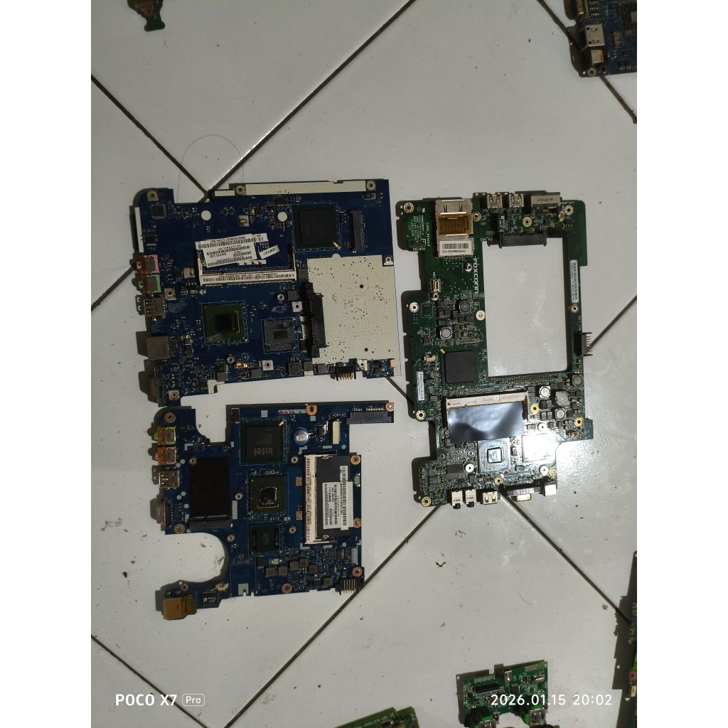 bahan motherboard laptop dll