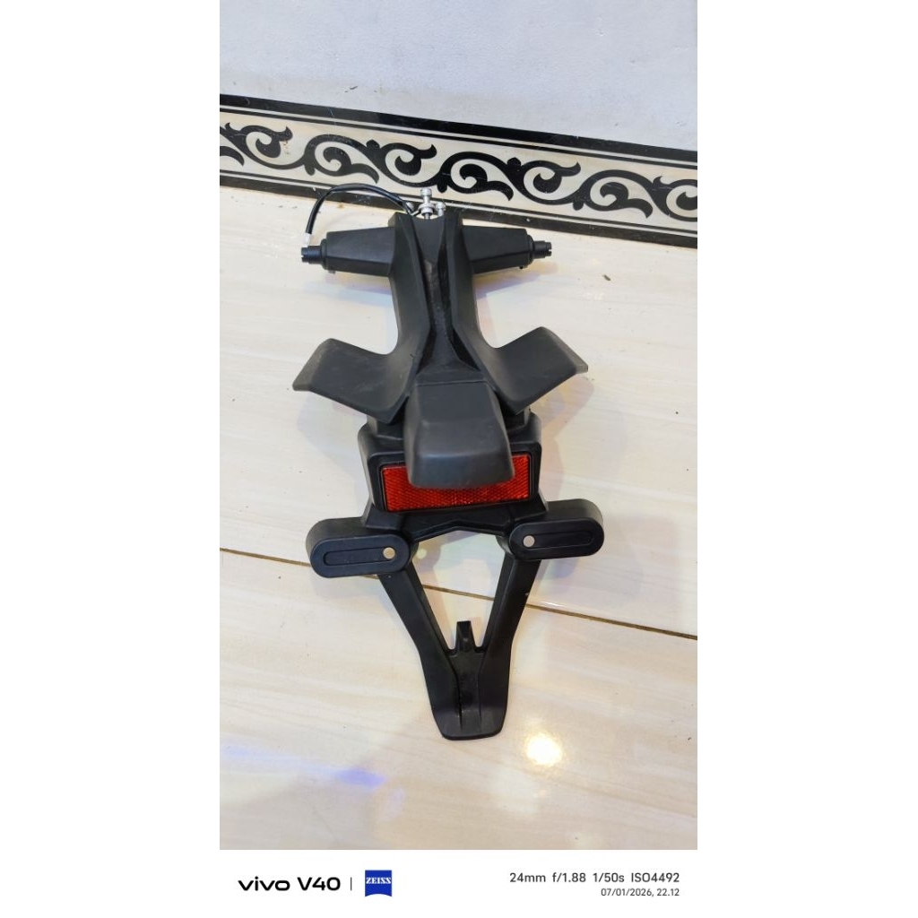 spakbor belakang yamaha R1 yamaha R1M original