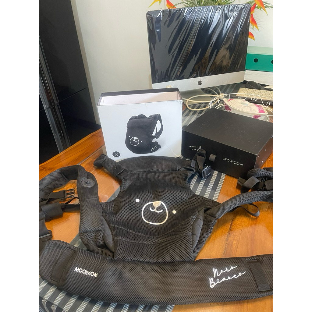 gendongan/carrier Mooimom preloved