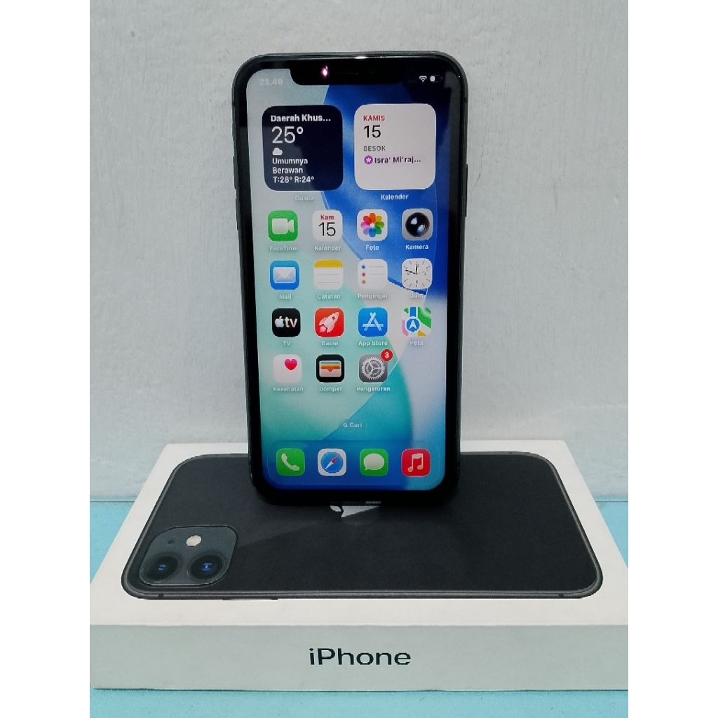 Iphone 11 128 gb Ex garansi resmi Ibox Fullset slim box Ori