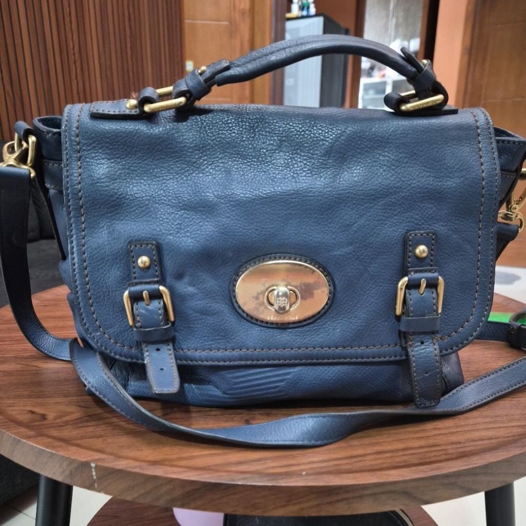 Tas kerja kulit Bean Pole