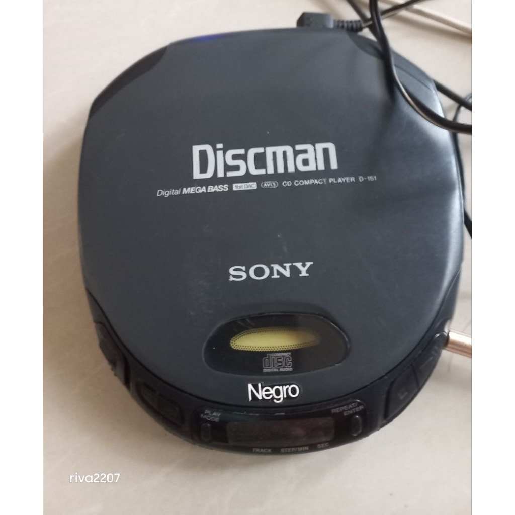 discman sony - D -151 - cd player - butuh service