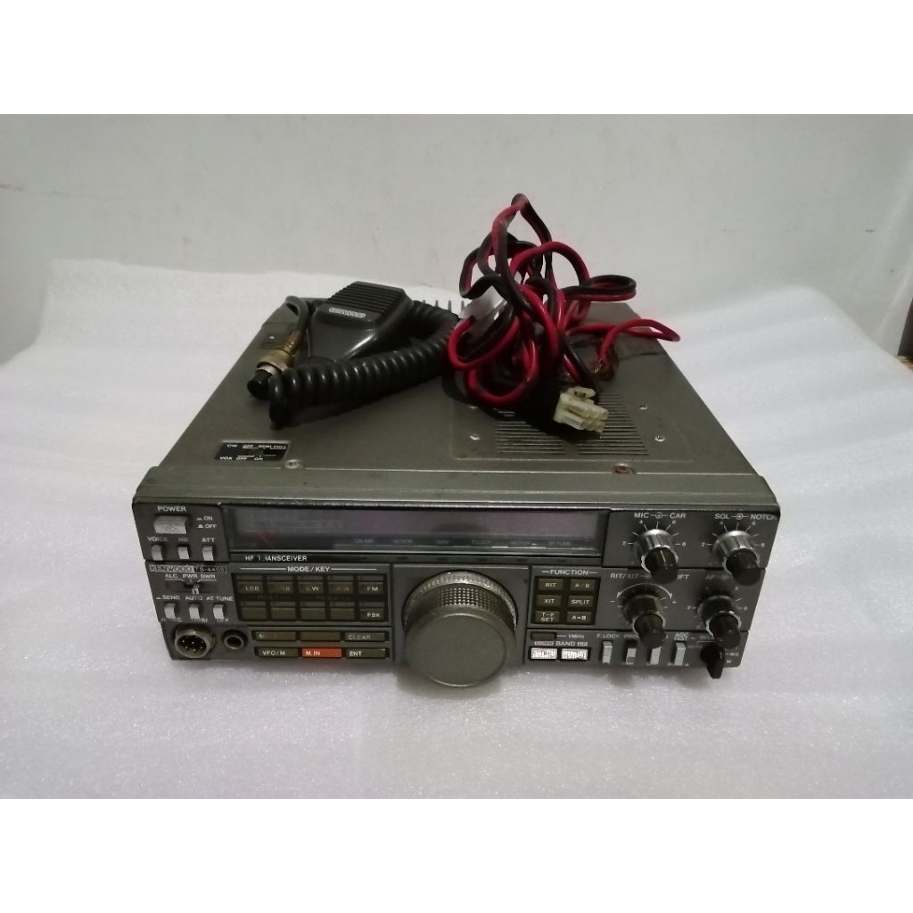Kenwood TS-440S HF Radio Transceiver