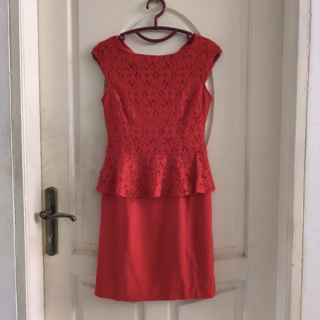 Dress Merah The Executive Size S