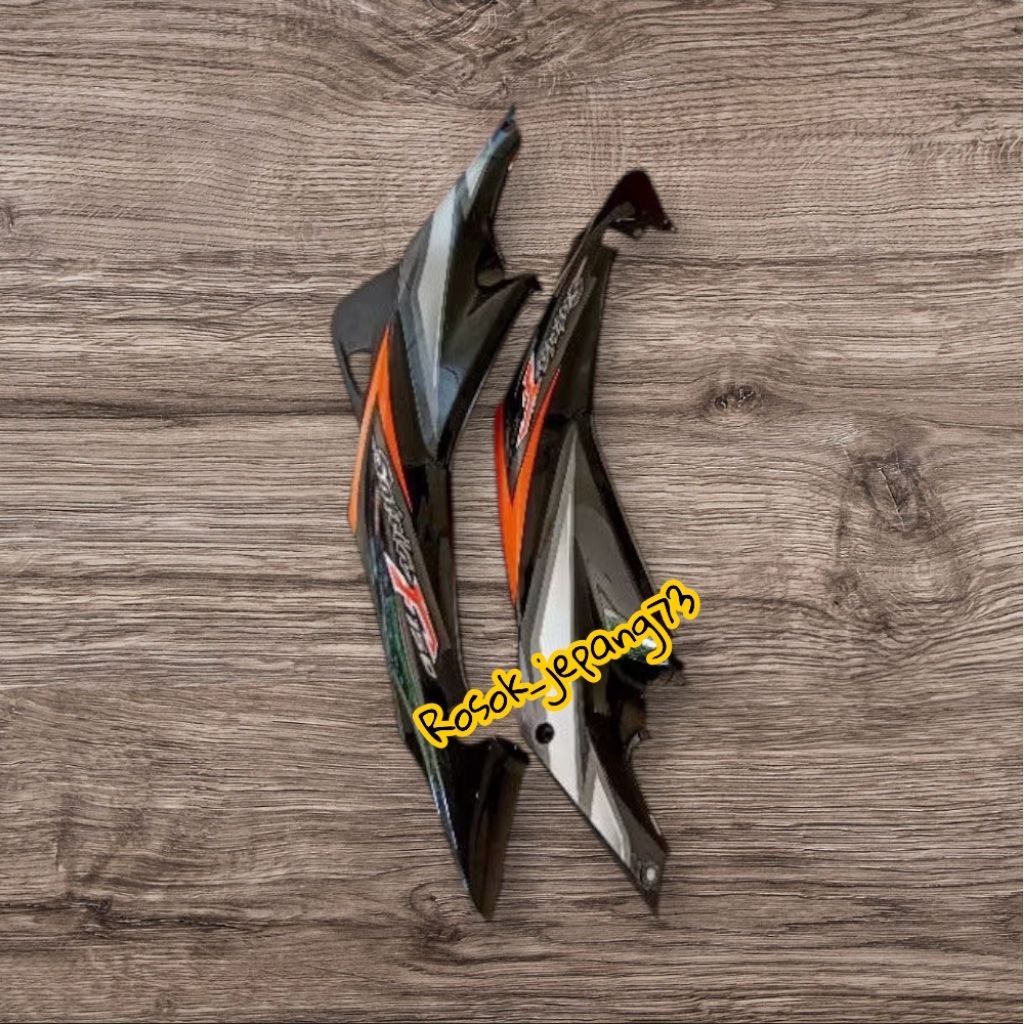 Cover Body Belakang Satria Fu Lama Thailand Satria Fu Barong Abu abu plus stiker