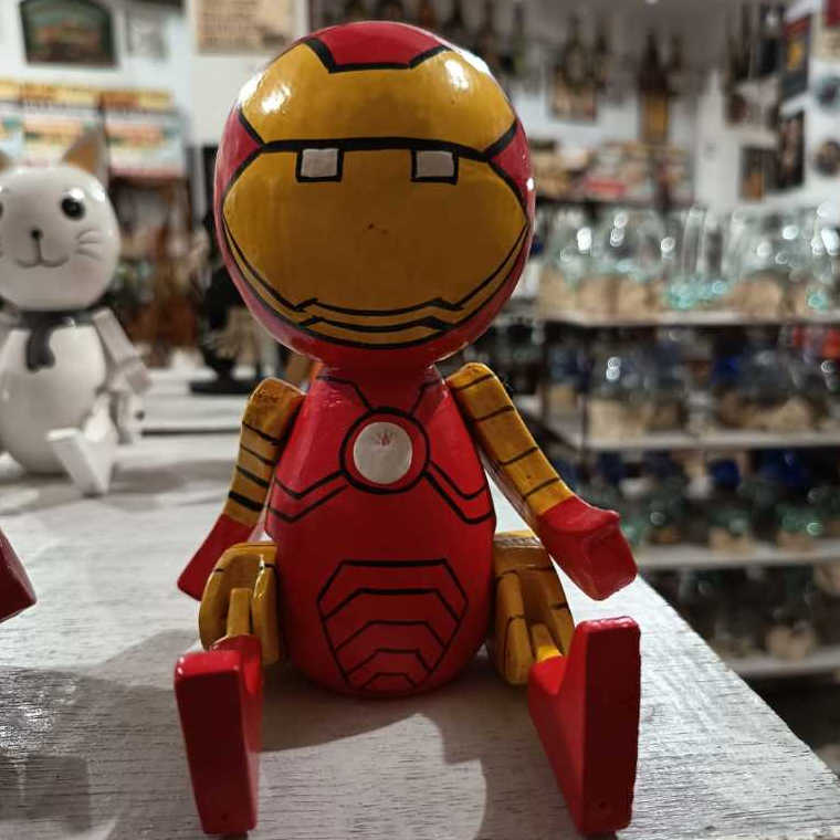 Boneka kayu/ Boneka karakter/ Boneka ironman/ Mainan anak