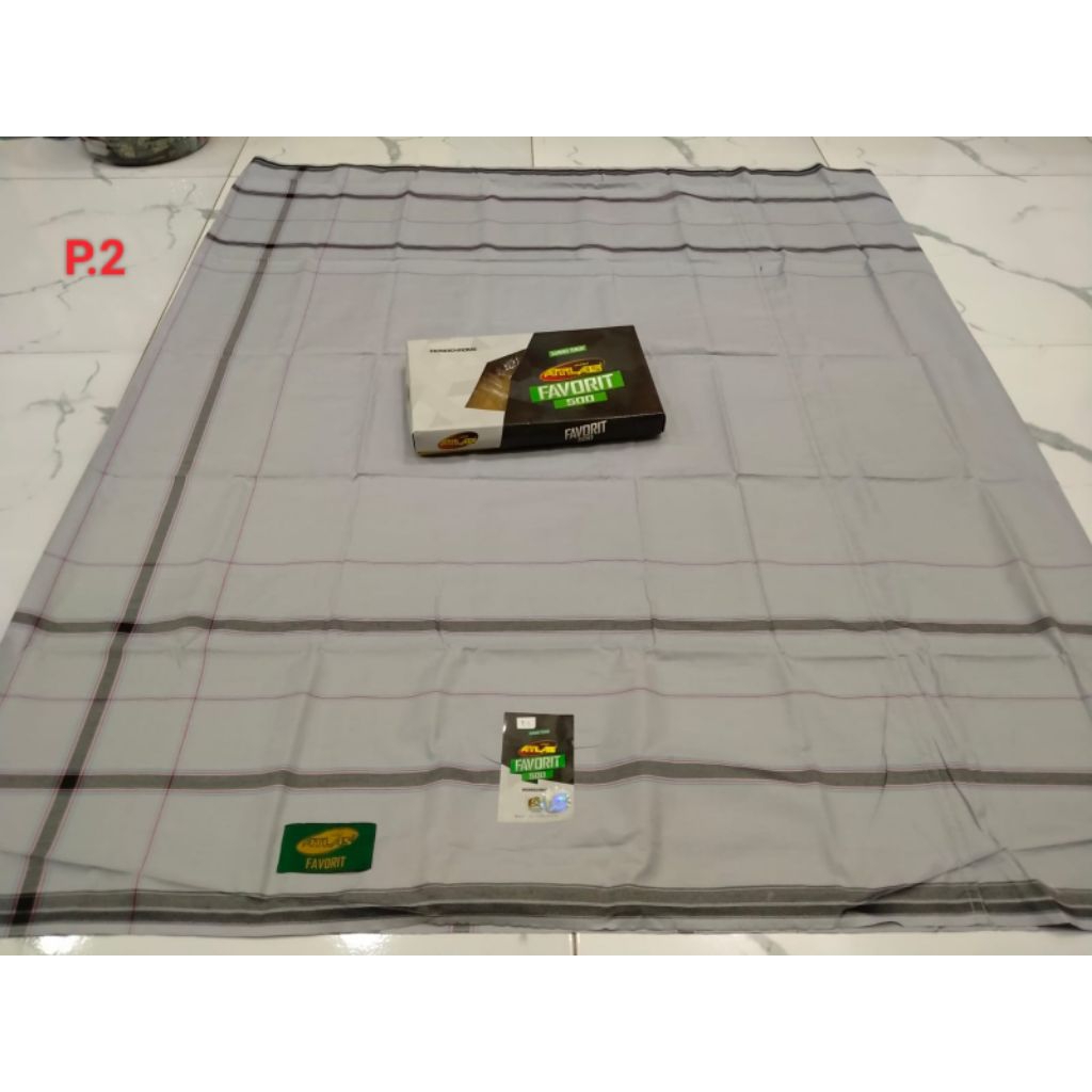 *Atlas**Favorit kotak**Halus**Mutif kotak*
