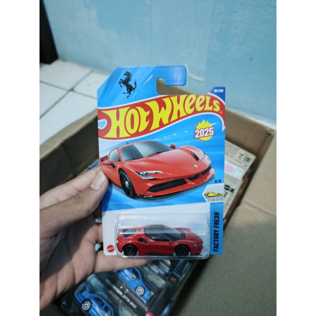 HOT WHEELS FERARRI SF90 MERAH