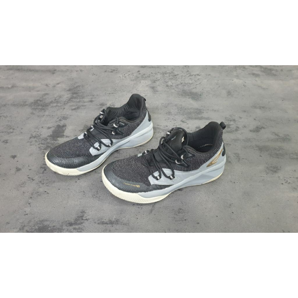 sepatu second 910 nakami torch