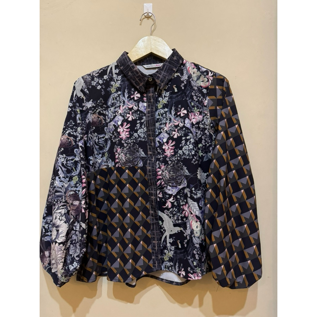 BENANG JARUM X RAISA WONDERFULL HARMONY CROP SHIRT (MANUAL LEBIH MURAH)