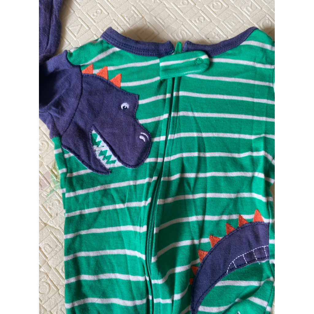 preloved sleepsuit carters
