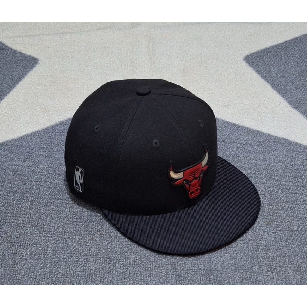 Topi snapback nba chicago bulls hitam black basketball cap preloved 2nd seken sekon secon pl bekas o