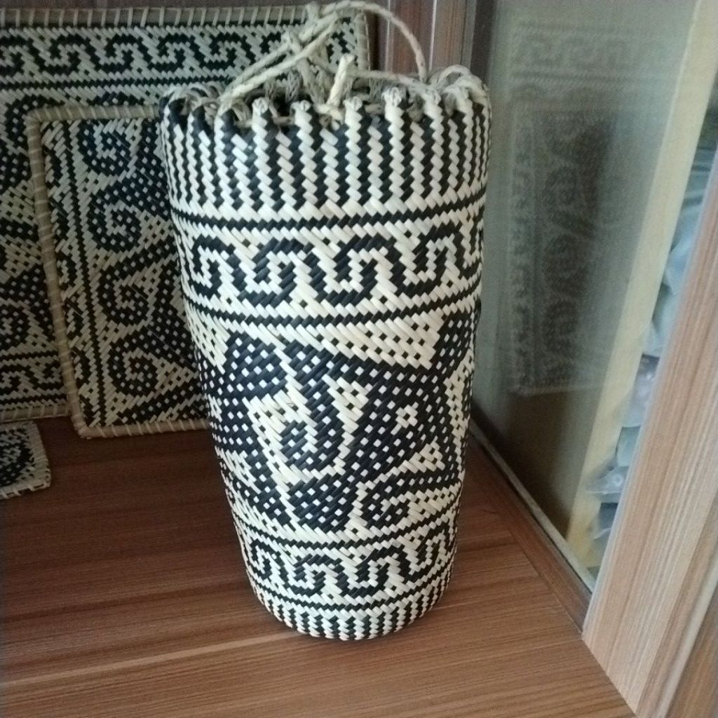 Anjat rotan/anjat puring/Indang Apang/tas rotan/tas selempang