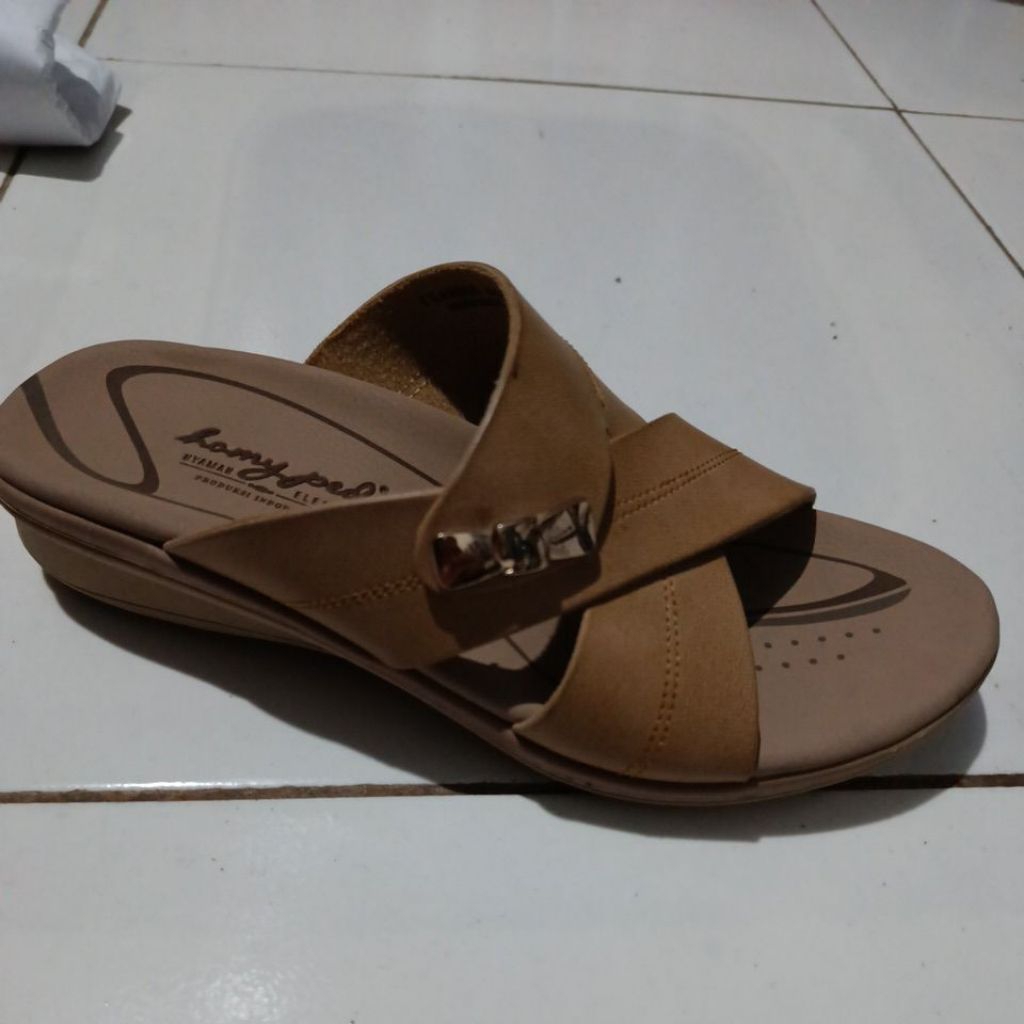Homyped Clarisa n45 Sandal Homyped Sandal Wanita Sandal slop wanita