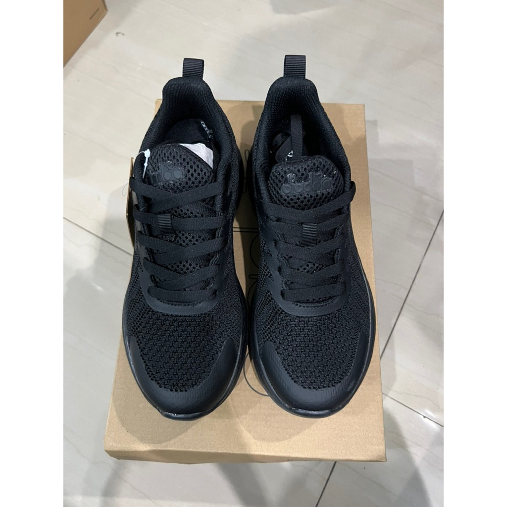 Diadora Niaga Mono Black 100% Original