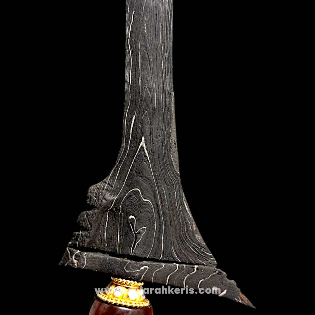 Keris Putut Pamor Junjung Derajat Tangguh Tuban