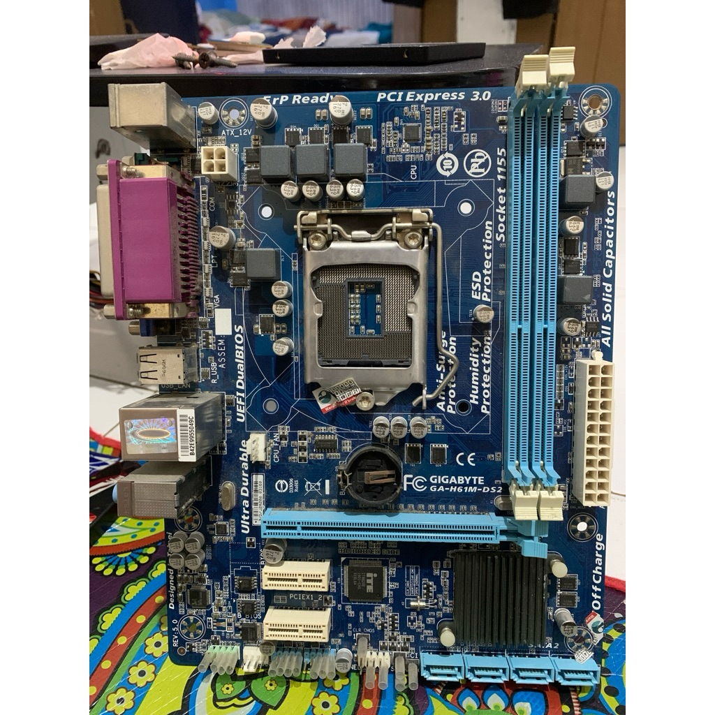 motherboard gigabyte h61M