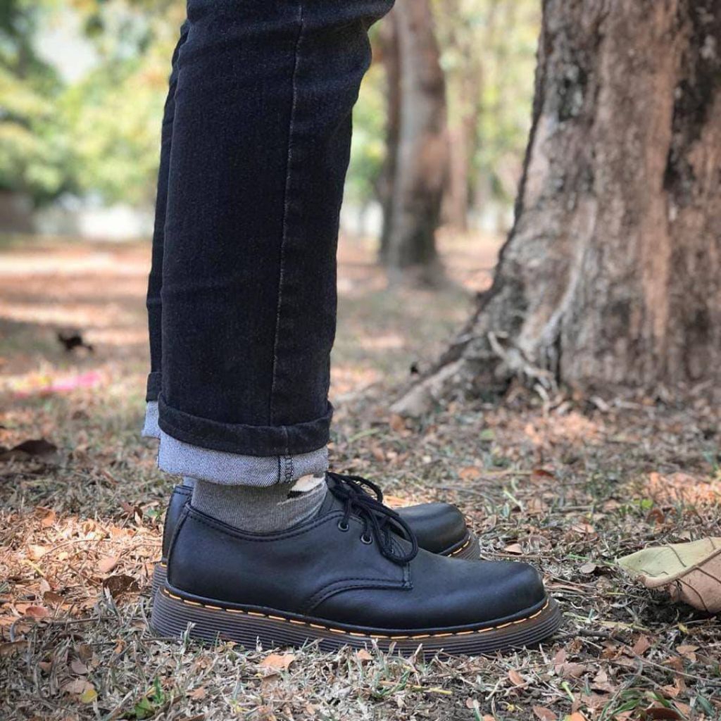 SEPATU DOCMART PENDEK PRIA