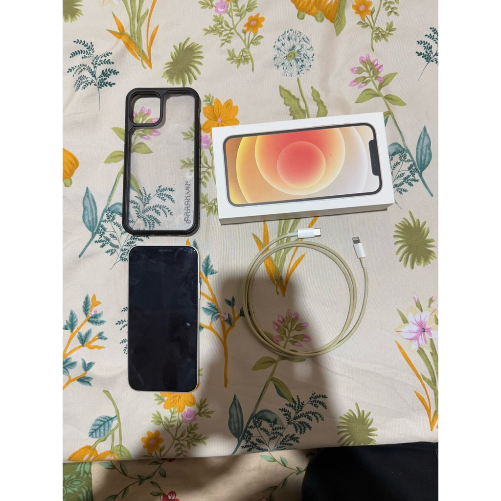 Iphone 12 256gb Putih Second Ibox/Digimap