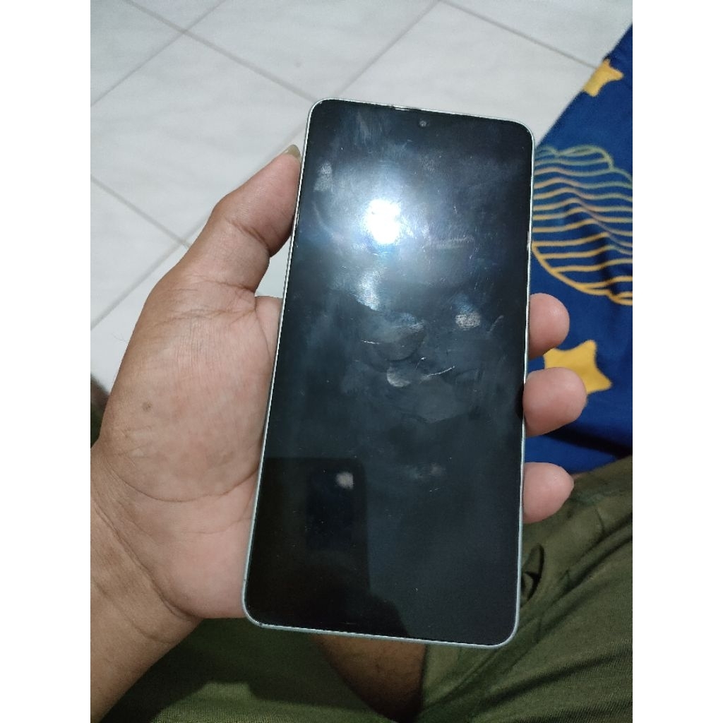 Poco f6 8/256 second hp only