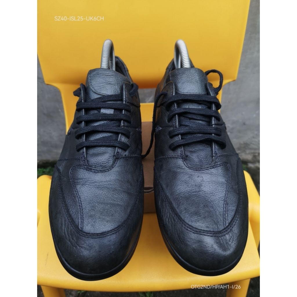 Sepatu Hush Puppies Leather