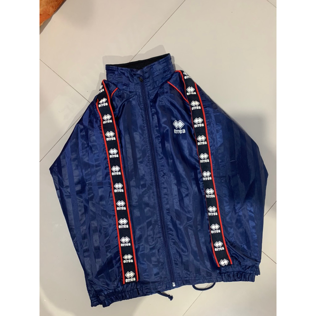 Tracktop errea taped like new