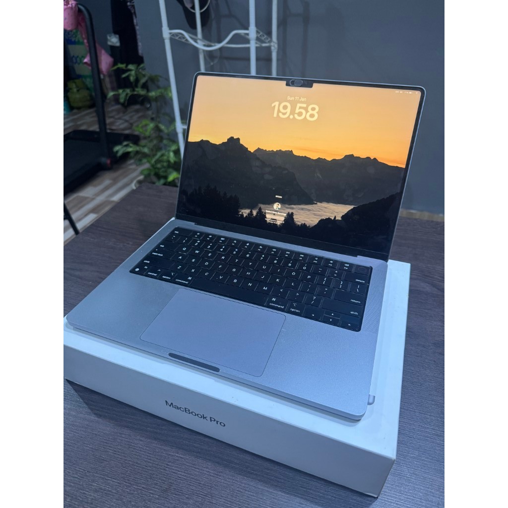 Macbook Pro 14-Inch M1 Pro 2021 SSD 512 Gb Ram 16 Gb