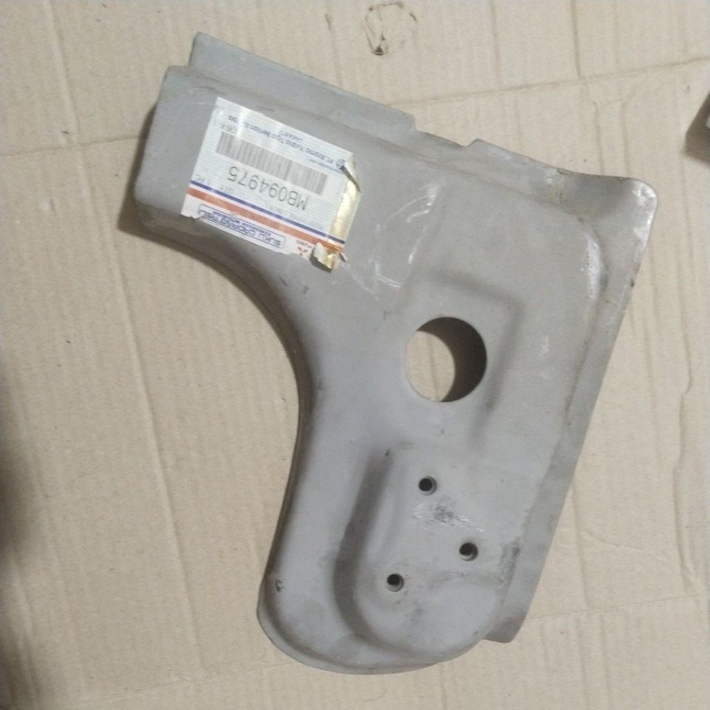plat engsel Dudukan engsel pintu tepak ragasa maruti ps100/120/135 orsinil bagian kiri