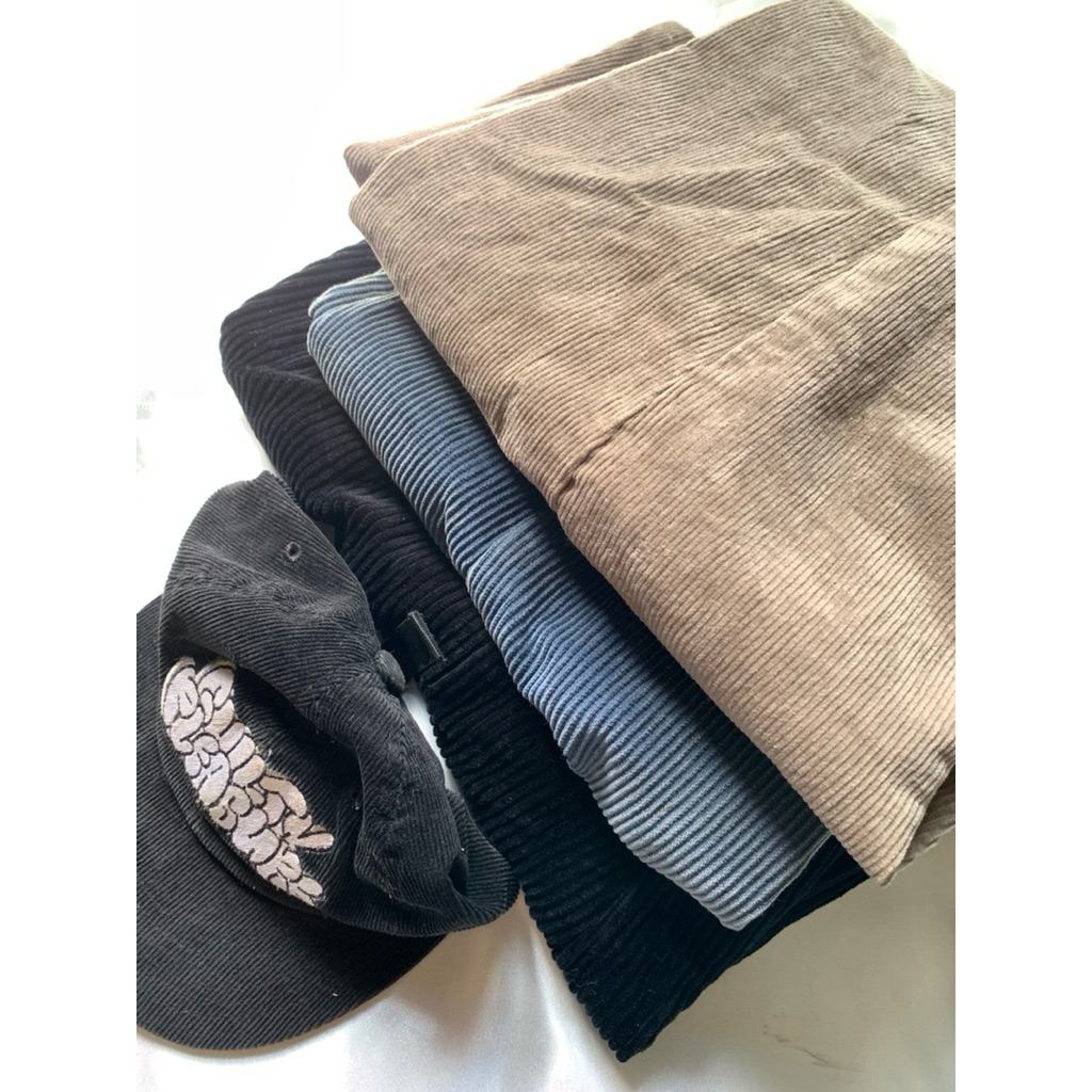 CELANA CORDUROY, KAOS UNIQLO, OUTER JARING
