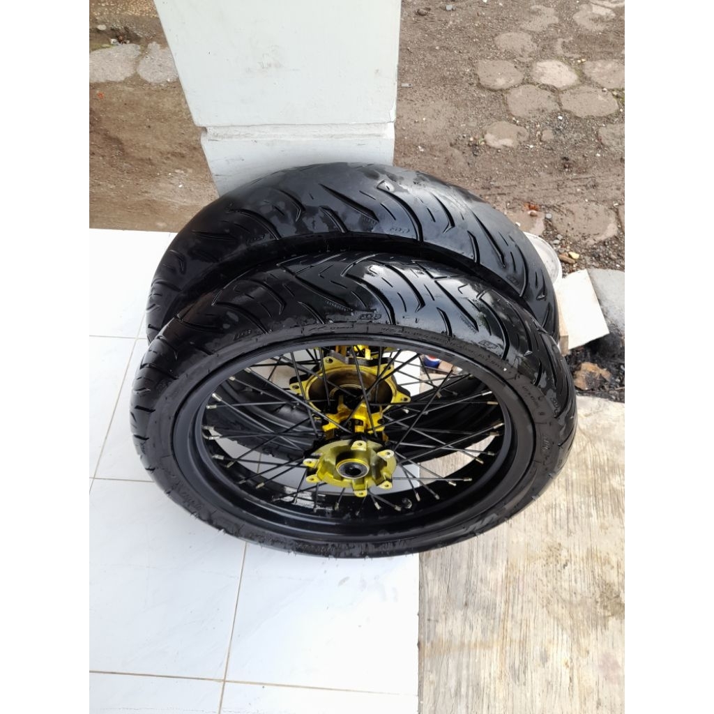 velg sumo crf bekas