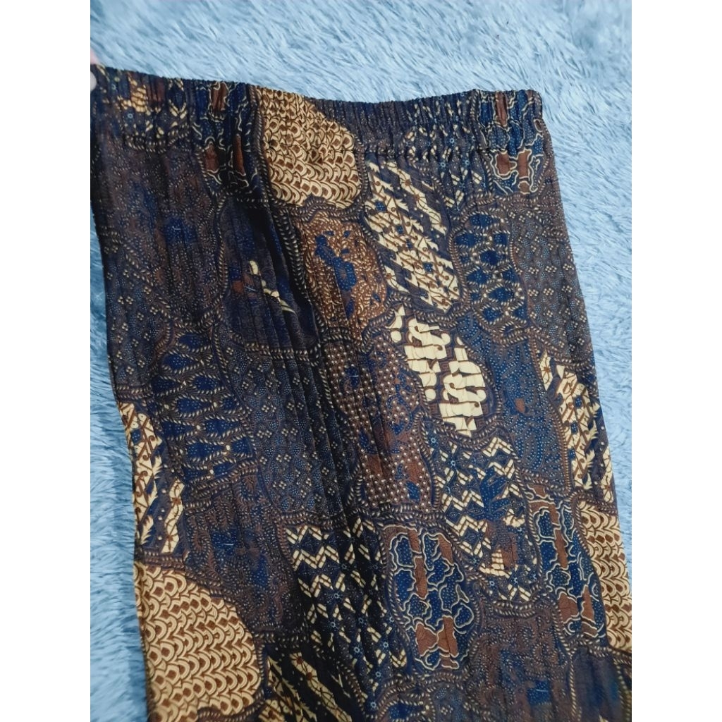 Rok Batik Cokelat – Jarik Plisket