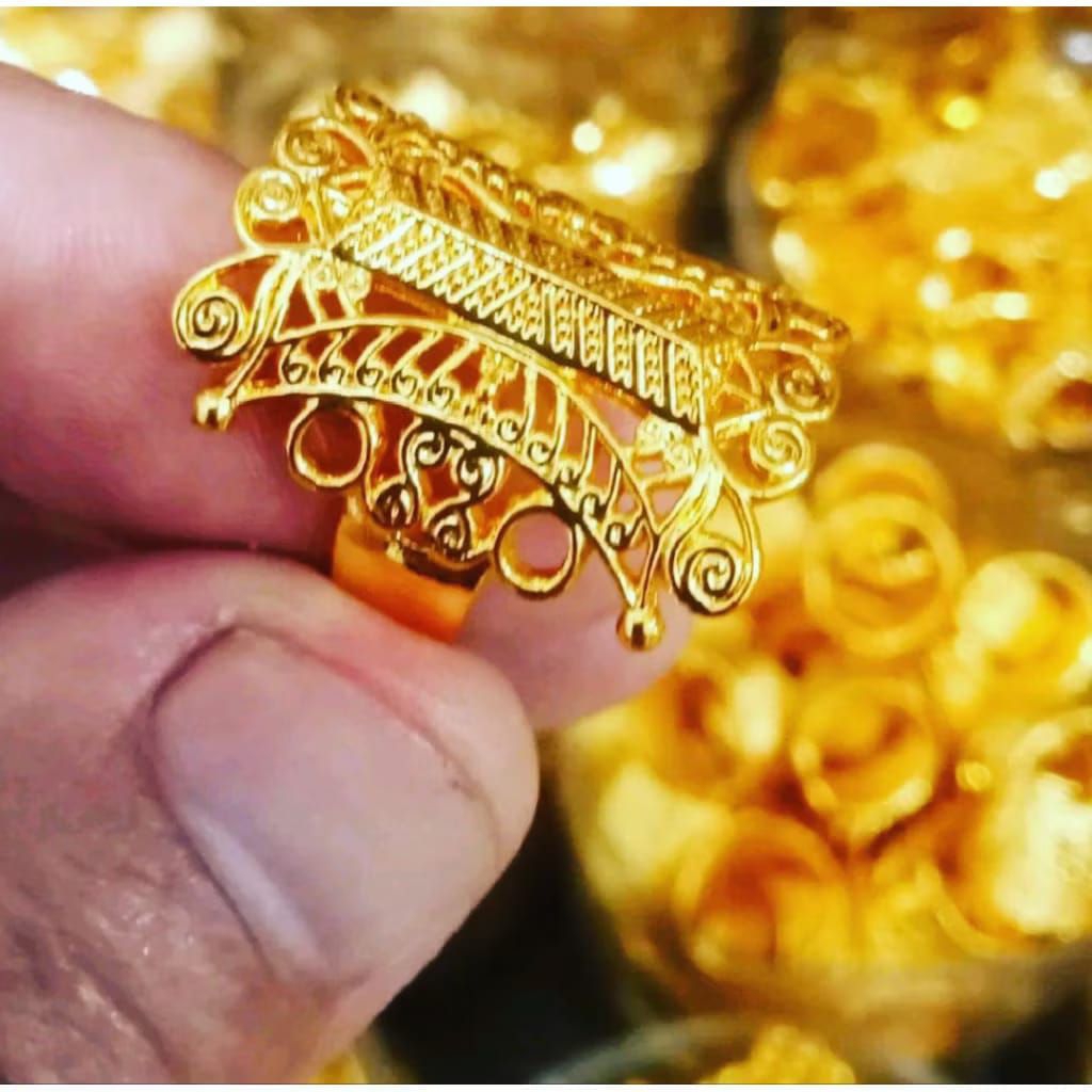 cincin koin wanita Titanium 2 gram pengganti emas warna 24K anti karat dan tidak mudah luntur