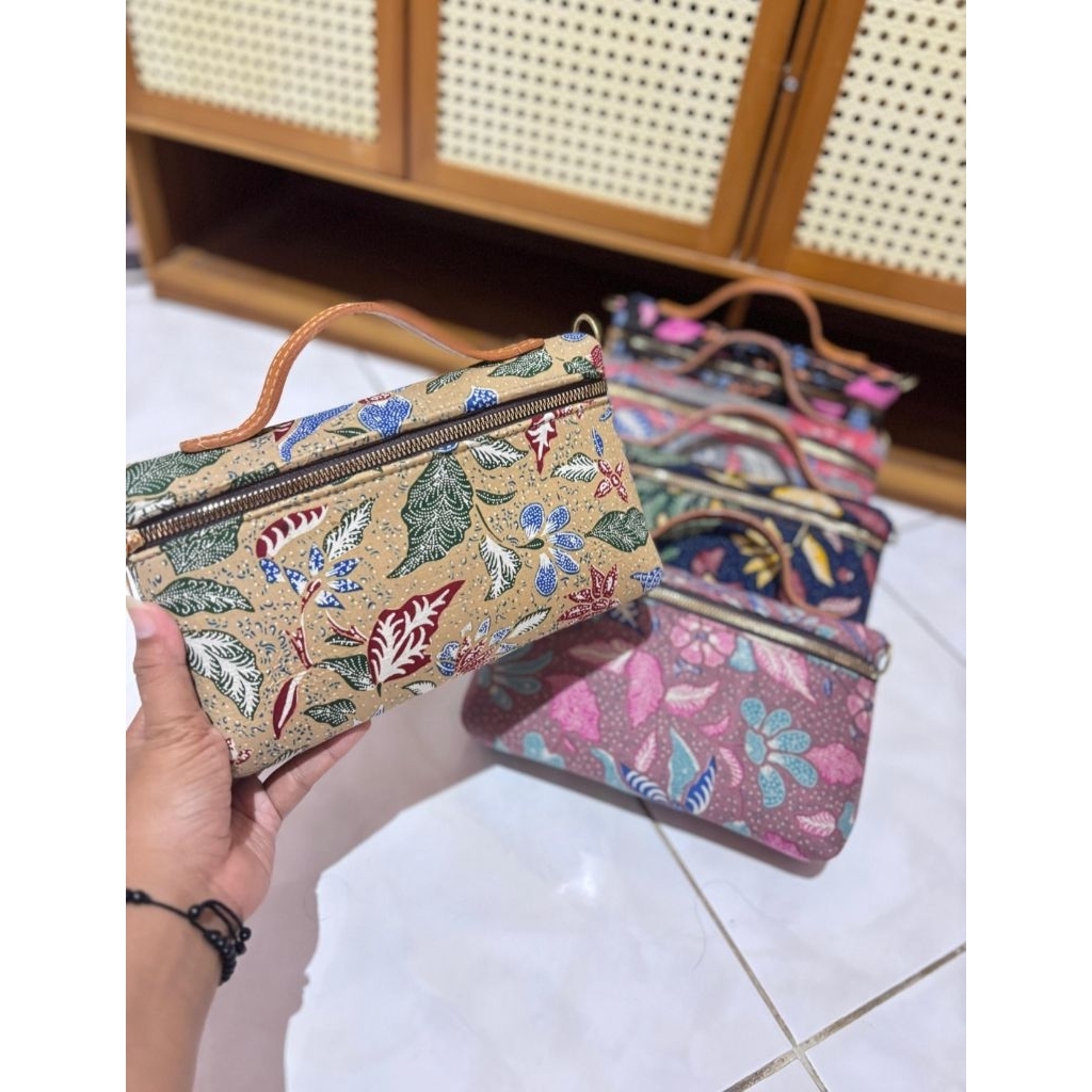 Tas Batik tas kulit tas batik kulit tas khas solo tas jogja