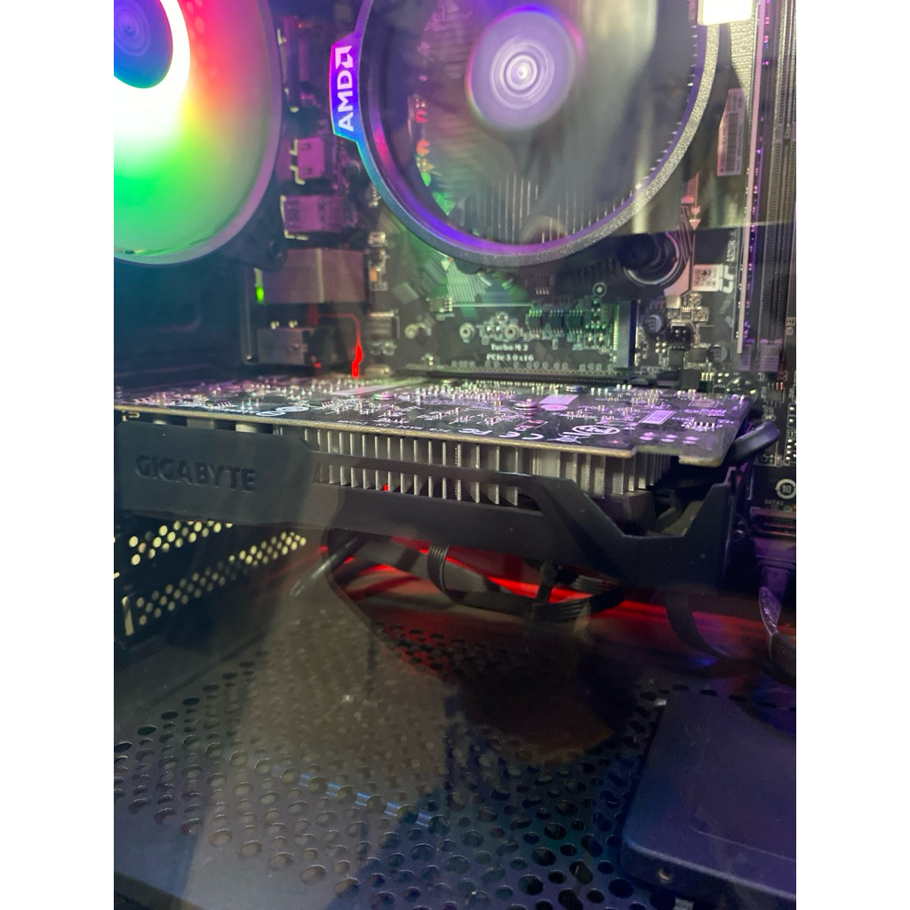 GTX 1050 2gb Gigabyte