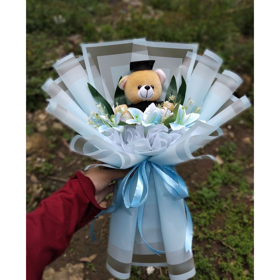 Buket Wisuda Medium Size dengan Boneka Wisuda | Buket Wisuda Premium | Buket Wisuda Custom | Buket W