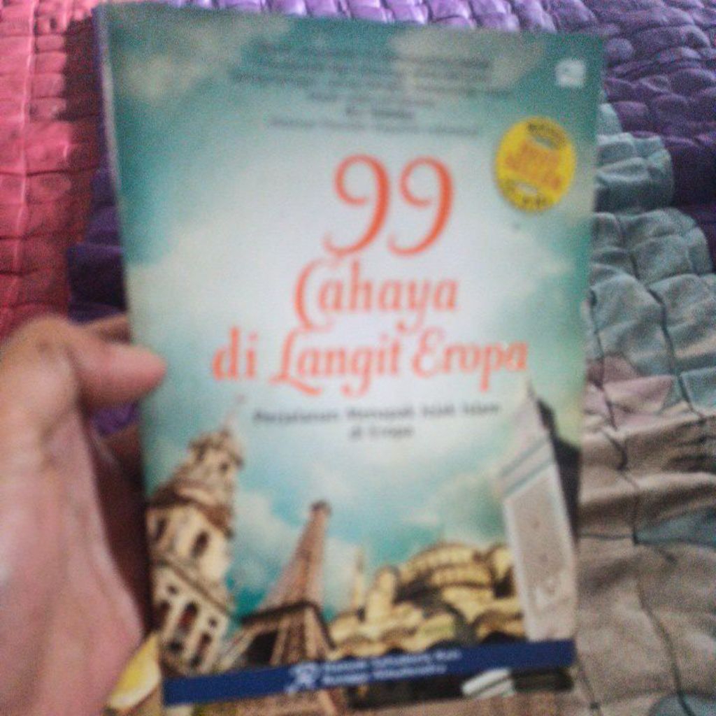 novel 99 cahaya di langit Eropa