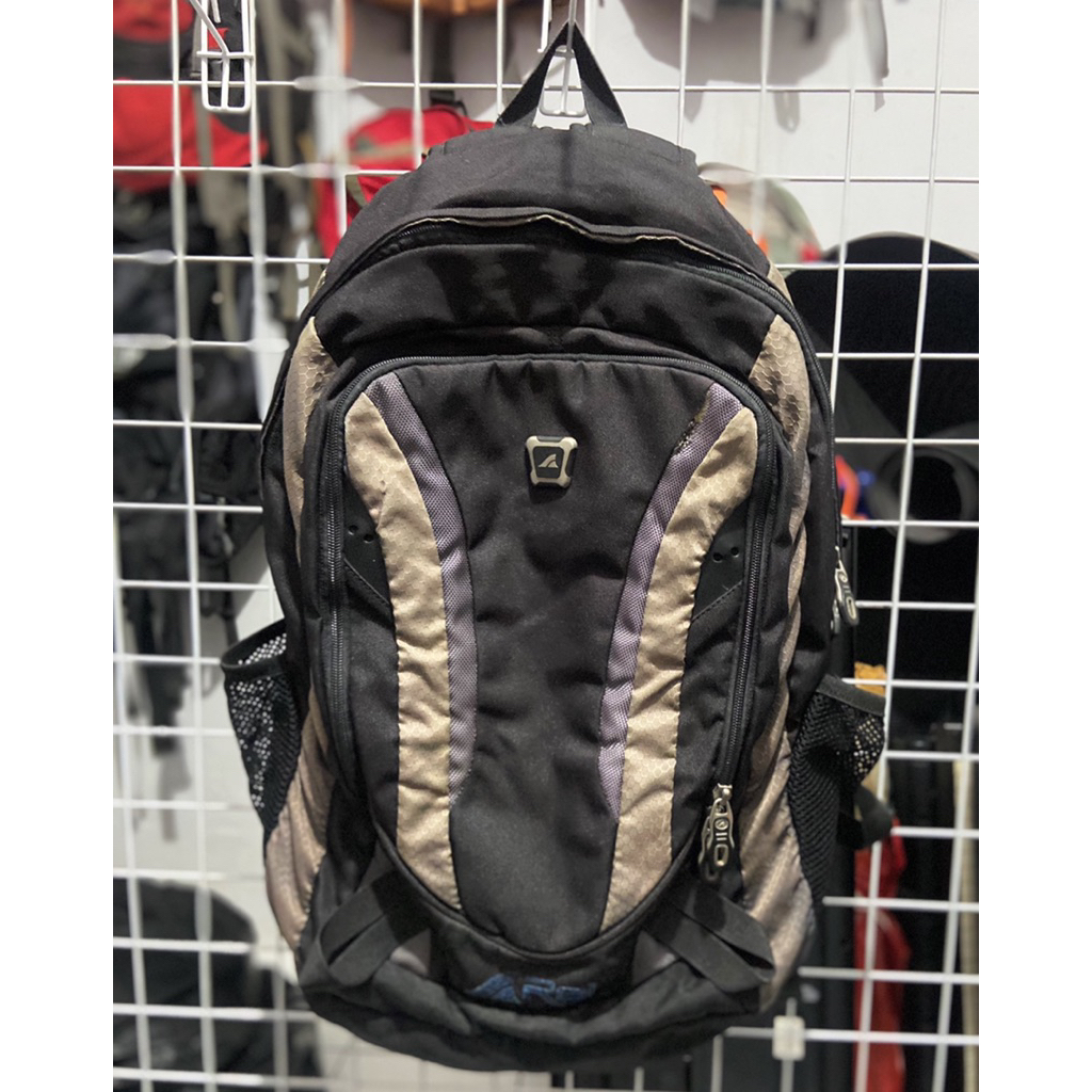 tas daypack arei 30L